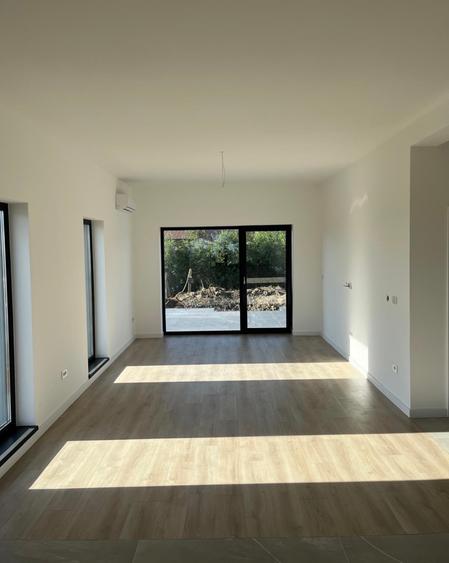 DE VÂNZARE | TRIPLEX MODERN | 4 CAMERE