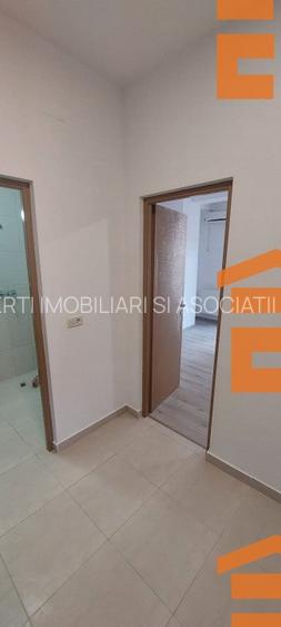 Apartament 2 Camere de Vânzare în Compozitori | Decomandat | 55 mp - 11