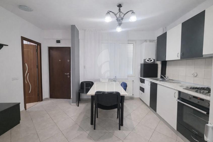 Apartament 2 camere în zona HOREA