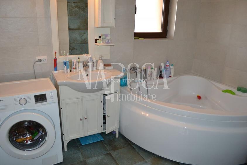 Casa 4 camere de vanzare in Floresti