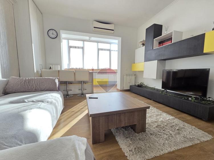 Apartament 2 camere tip studio | loc parcare | boxa 6 mp