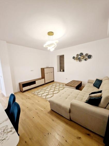 APARTAMENT 3 CAMERE OFERIT SPRE INCHIRIERE/PIPERA/PARCARE INCLUSA