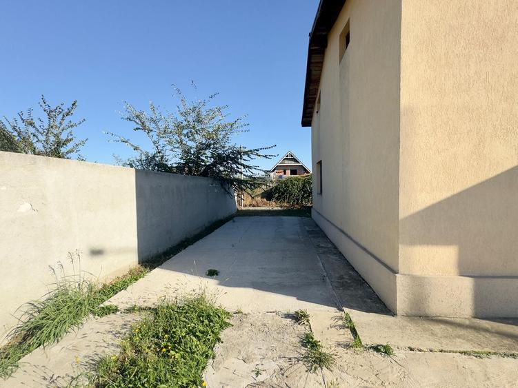 Casa Individuala Bacu | 200mp P+1 | 4 camere | Comision 0!