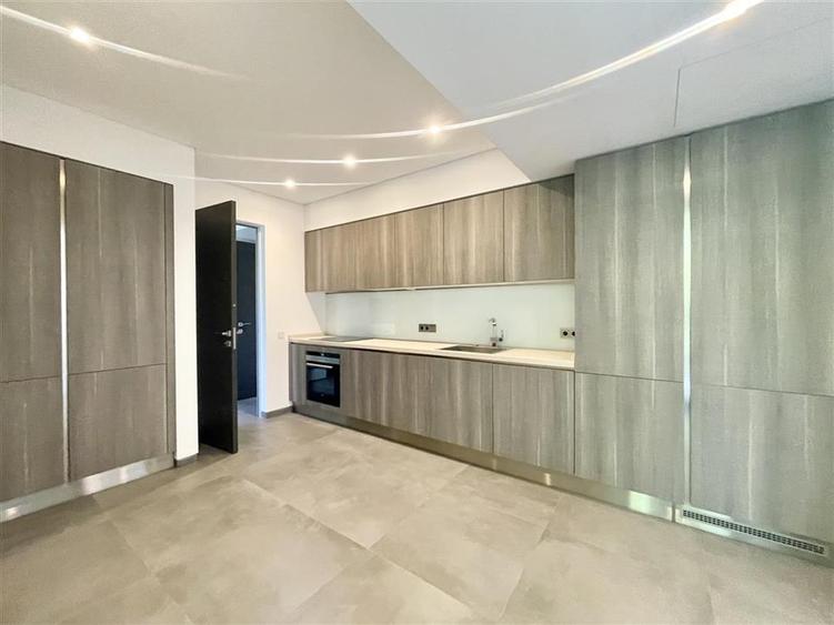 Spacious 4 Bedrooms apartment Primaverii Premium Location