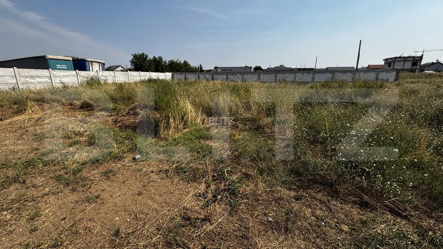 Teren intravilan 400 mp, front 12,4 ml, zona Bariera Valcii - 2