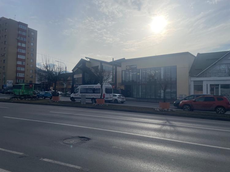 Spatiu comercial de inchiriat pe Bulevardul Grivitei 38 A