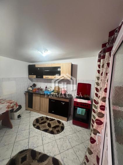 Casa si teren in comuna Mihailesti SC=100mp teren=820mp Pret: 28.000 neg.