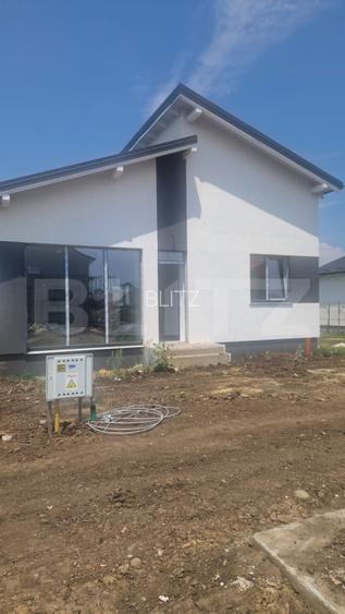 Casa cu toate utilitatiile, 4 camere, 2 bai, 470 m teren - Sanpetru Finalizata - 3