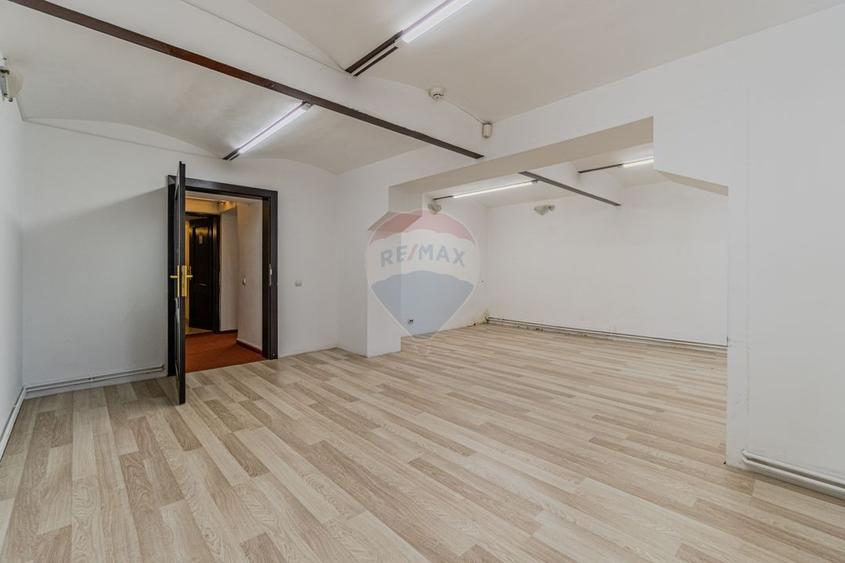 Spațiu de birouri de închiriat – zonă centrală, Str. Castanilor