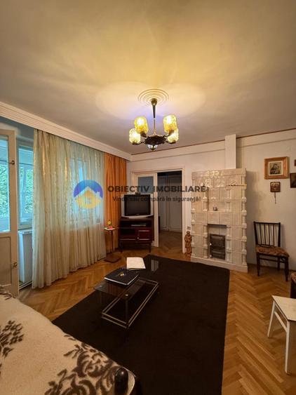 Apartament 3 camere de vânzare – Zona Centrală, Piatra Neamț