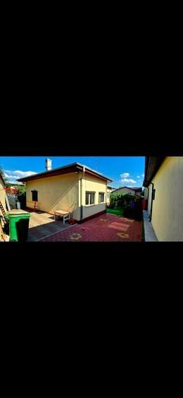 CASĂ RENOVATĂ – DOBROEȘTI, CARTIERUL FLORILOR 350 mp teren | 80.65 mp utili la p