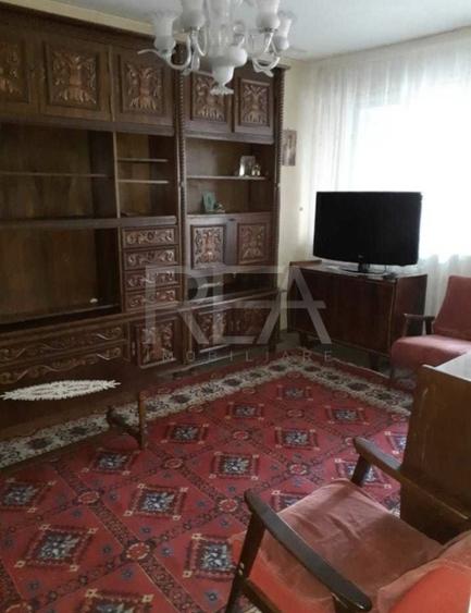 3 camere, et 1/9, anvelopat, 71 mp-Apusului