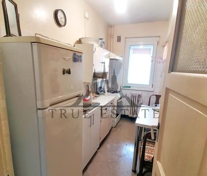 Apartament cu 2 camere pe Calea Victoriei, ideal pentru locuire sau investitie