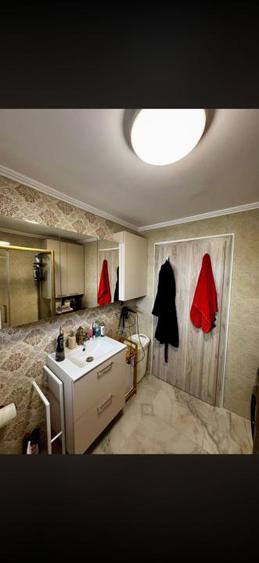 Casa individuala cu 3 camere,curte ded 300 mp
