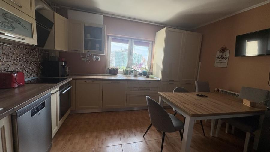 REA1029878 Vitan Mall l Apartament 4 camere l Centrala proprie
