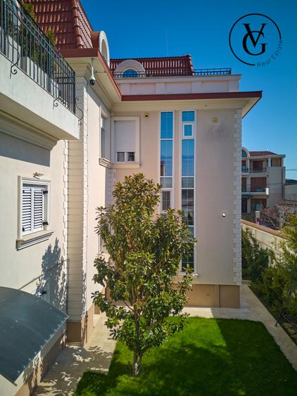 Vilă elegantă cu grădină și terasă – zonă liniștită, Centru