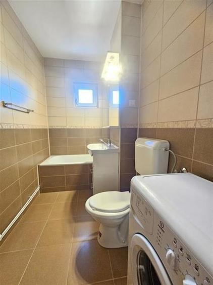 Apartament 2 camere 62 mp zona 7 Noiembrie - UMF - Spitale