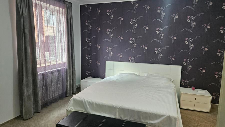 Apartament duplex( parter si etaj) cu curte proprie