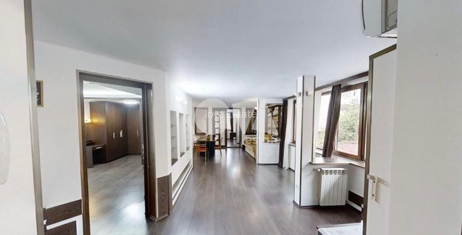 De închiriat: apartament în vilă, 200mp utili - 4