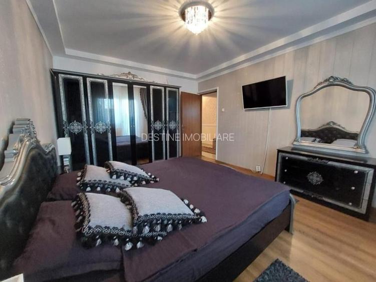 13 septembrie | 3 camere | 80mp | et 8 | bloc reabilitat | 165.700