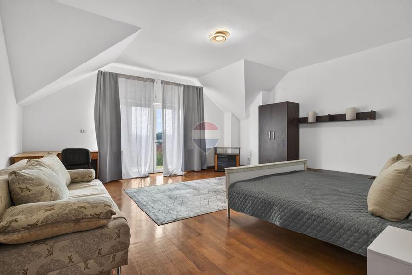 Casă 5 dormitoare si teren 725 mp de închiriat în zona Gradiste