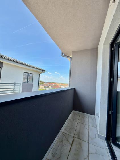 Apartament 2 camere, 52 mp utili, decomandat - Giroc