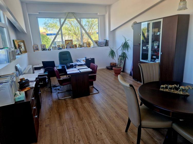 Spatiu de vanzare recomandat pentru depozit, productie, birouri, comercial.