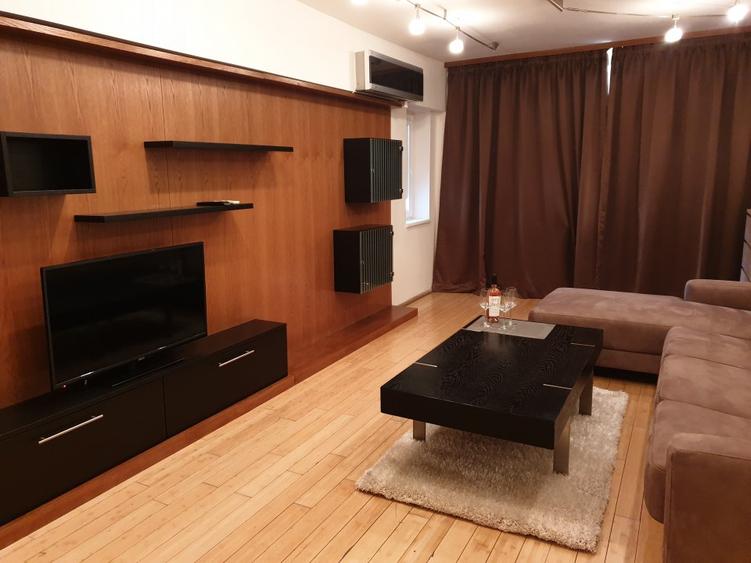 UNIRII - TRAIAN, 2 CAMERE MOBILAT LUX, ETAJUL 2, VEDERE FATA