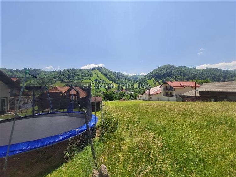 Teren 1.450 mp intravilan, la DN, cu priveliste de carte postala, Bran, Moieciu, - 53