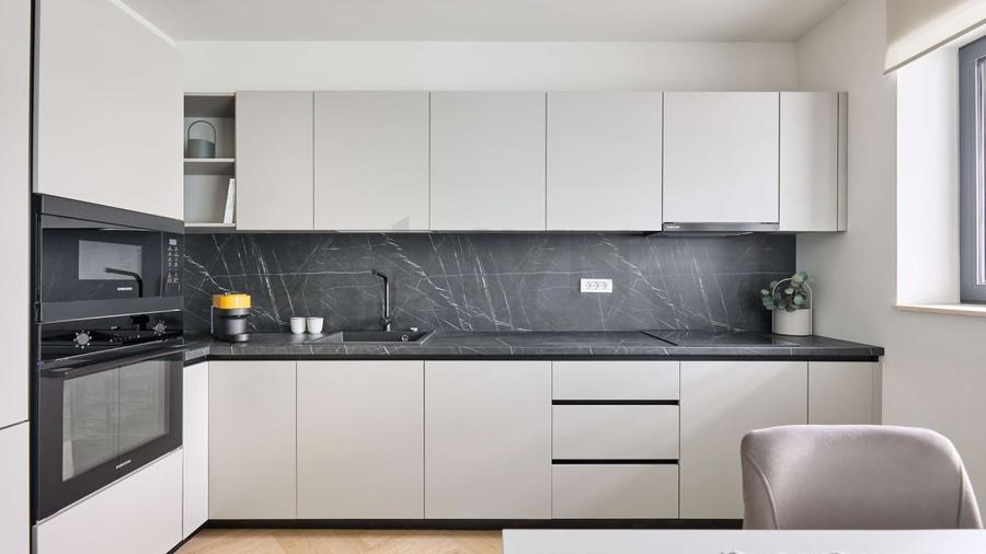 REA1029617 COMISION 0 l Apartament 2 camere l Promenada l Metrou l