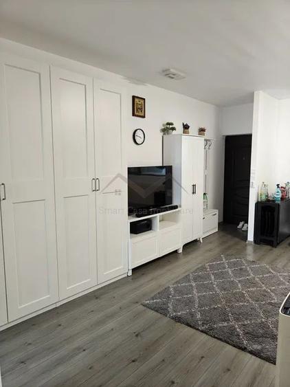 Apartament 2 camere pacurari bloc 2008