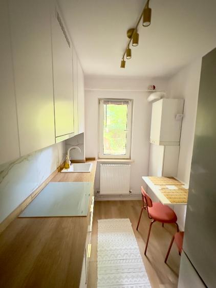 Proprietar inchiriez apartament 2 camere cu gradina