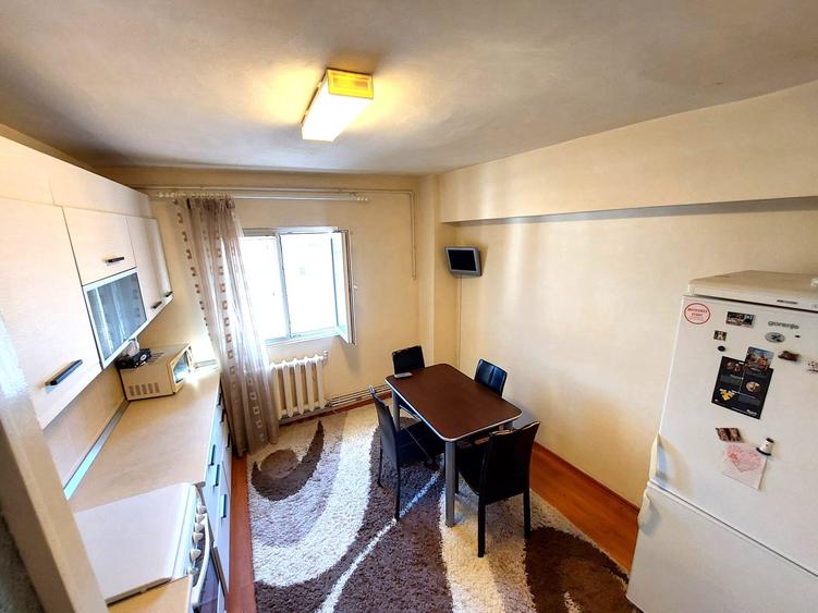 Apartament 2 camere 47mp Bradet Pret 56500eur neg
