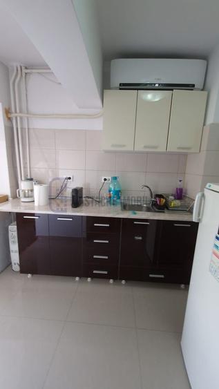 Piata Unirii_birou (post de lucru) exclusiv pentru avocati sau juristi