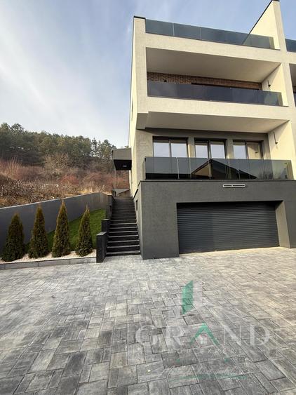 Casă NOUĂ tip duplex I Grigorescu capăt