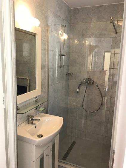 Apartament 2 camere – Central 64,5 mp+loc parcare si pod deasupra 64.5mp