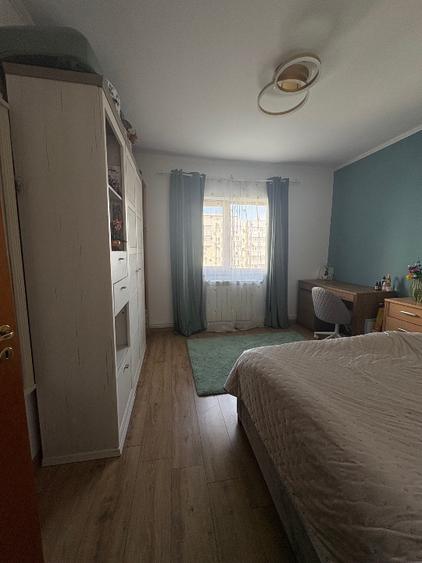Persoana fizica, vand apartament deosebit  in calea Vitan 123.