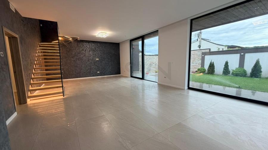 REV2005572 Vila moderna tip duplex I Complex Serenity