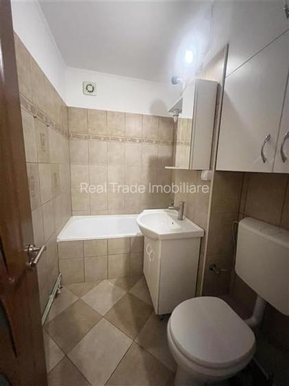 Apartament 2 camere decomandat,  etajul 1 mobilat si utilat , parcare - 16