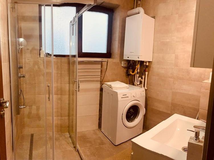 Apartament 3 camere Lux+Centrala proprie in zona Dorobanti-Capitale