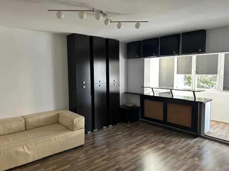Apartament 3 camere Oltenitei Stolnici