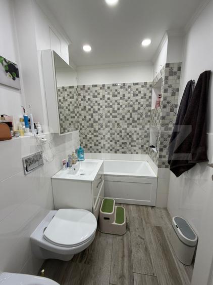 Apartament 3 camere, 65 mp, cartier Intre Lacuri