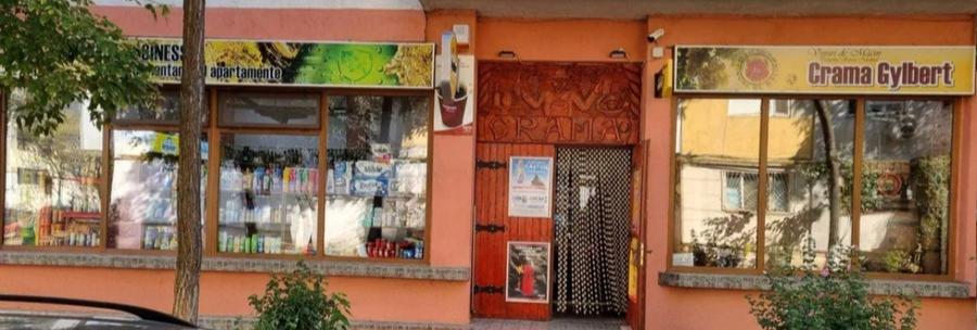 Vand spatiu comercial 89mp situat stradal