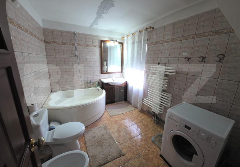 Proprietate generoasă, 10 camere, 750 mp, zona Unirea