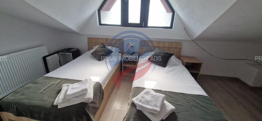 Pensiune 3 stele de vânzare în Călimănești - 8 camere + 2 A-Frame - Teren 5.574 - 25