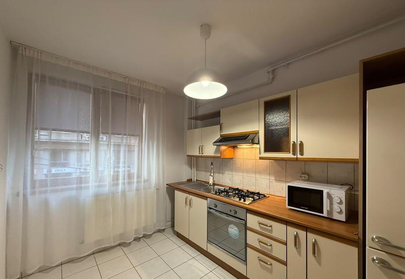 UNIVERSITATE, ARHITECTURA, 2 CAMERE RENOVATE ACUM, 3 MIN METROU, BLOC 1982