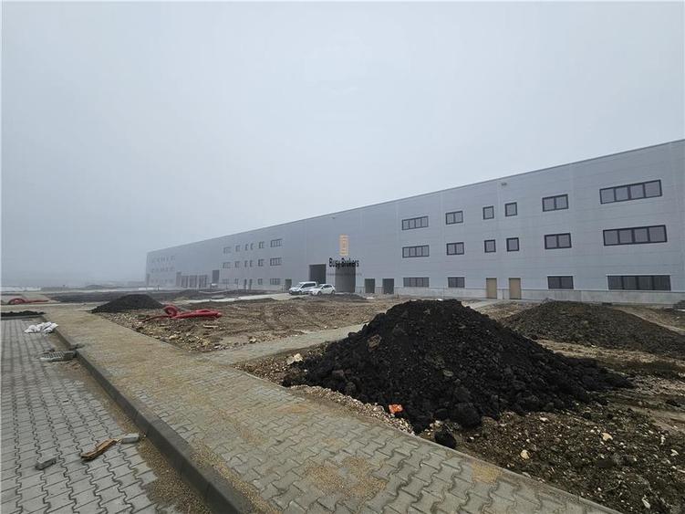 Spatiu Industrial - 6500 mp - Productie - Depozitare - Logistica - Distributie