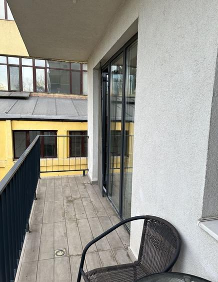 De Închiriat Garsonieră Modernă Unirii- Alba Iulia, Centrală, Curte