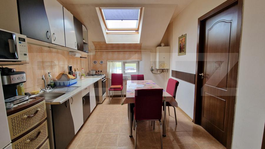 Apartament cu 4 camere, 66mp, 2 balcoane spatioase, panorama, zona Florilor