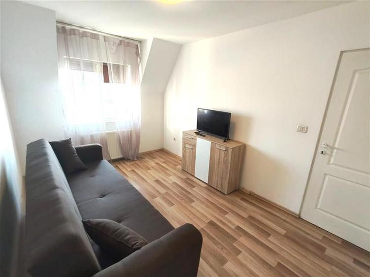 Apartament 2 camere , centrala proprie , zona Simion Barnutiu